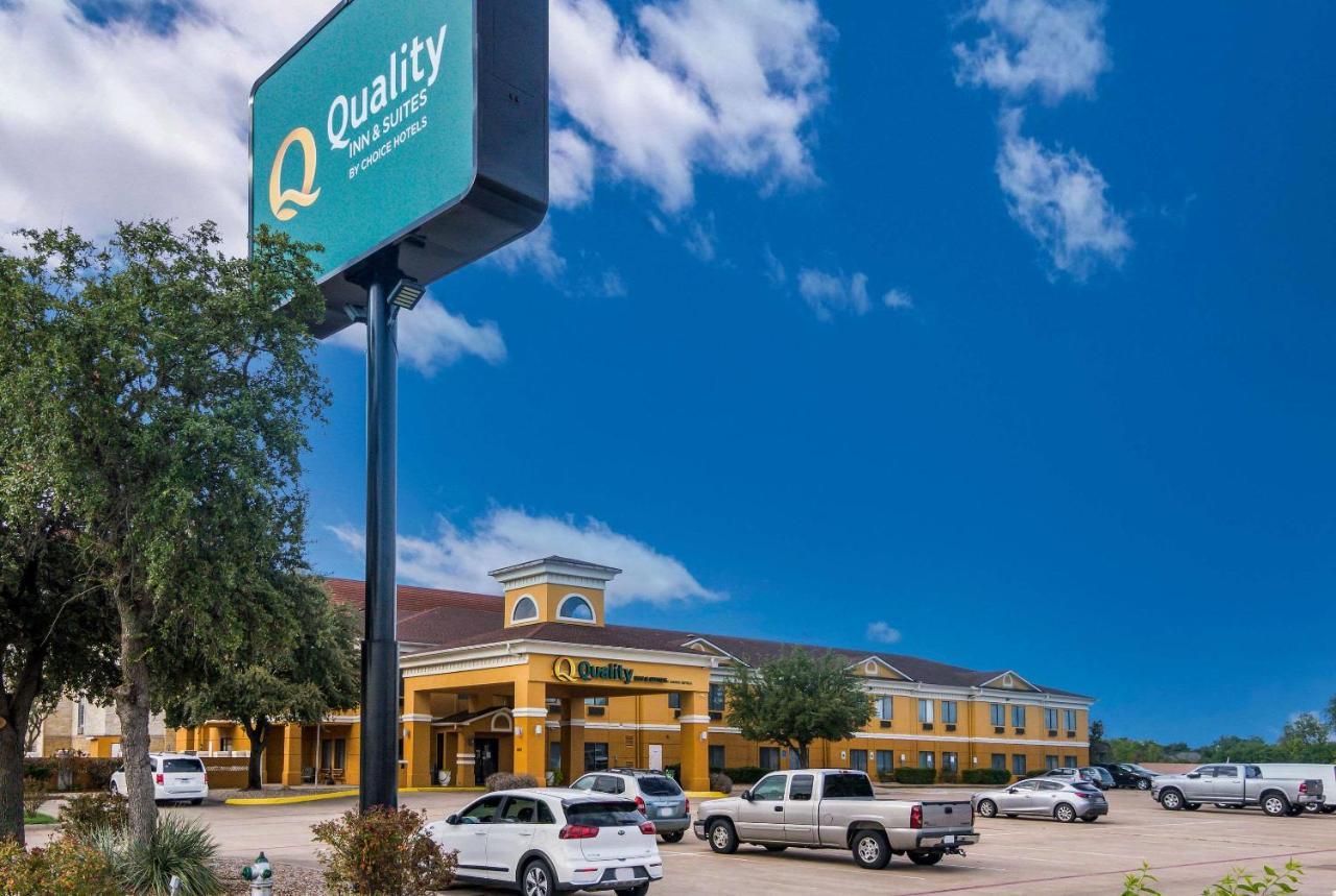 Quality Inn & Suites - Granbury Exterior photo